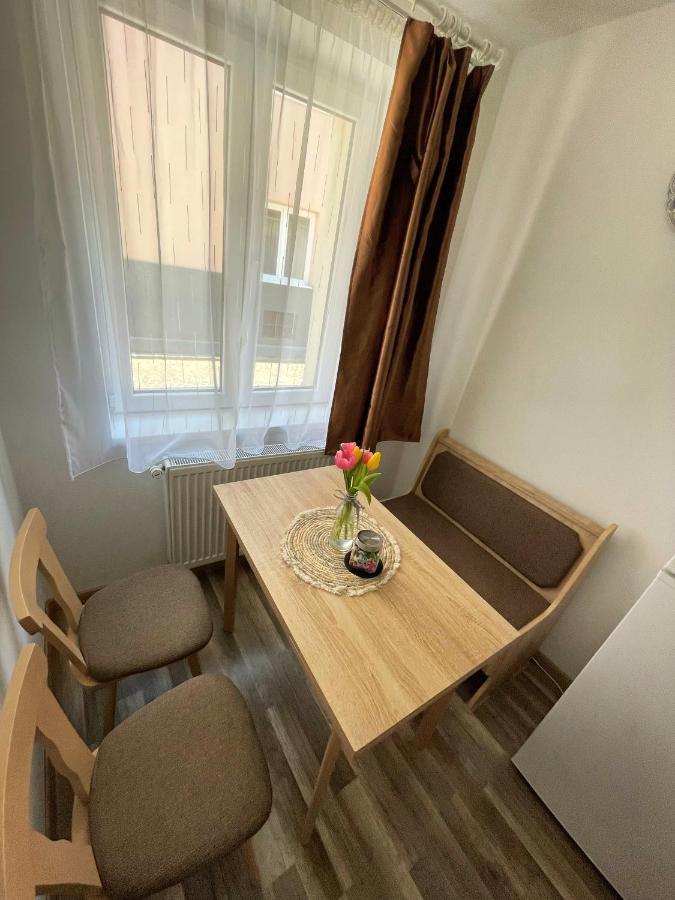La Mary In Old Town Apartment Sibiu Bagian luar foto