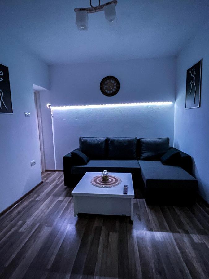 La Mary In Old Town Apartment Sibiu Bagian luar foto